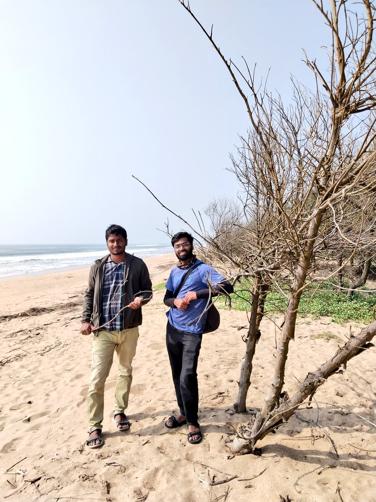 SoumyaMarineWL's tweet photo. The Turtle Team...

Immersive field visit today - Nature's beauty at its finest! 🌊🏝️

A 16kms Trekking among Devi River Mouth.

#DeviRiverMouth #TurtleTeam 🐢
#MarineConservation #SDGs
#LifeBelowWater #CommunityYouths
#ClimateActionNow #SaveOcean
#OliveRidleyConservation #Odisha https://t.co/8jnvRTBsvl