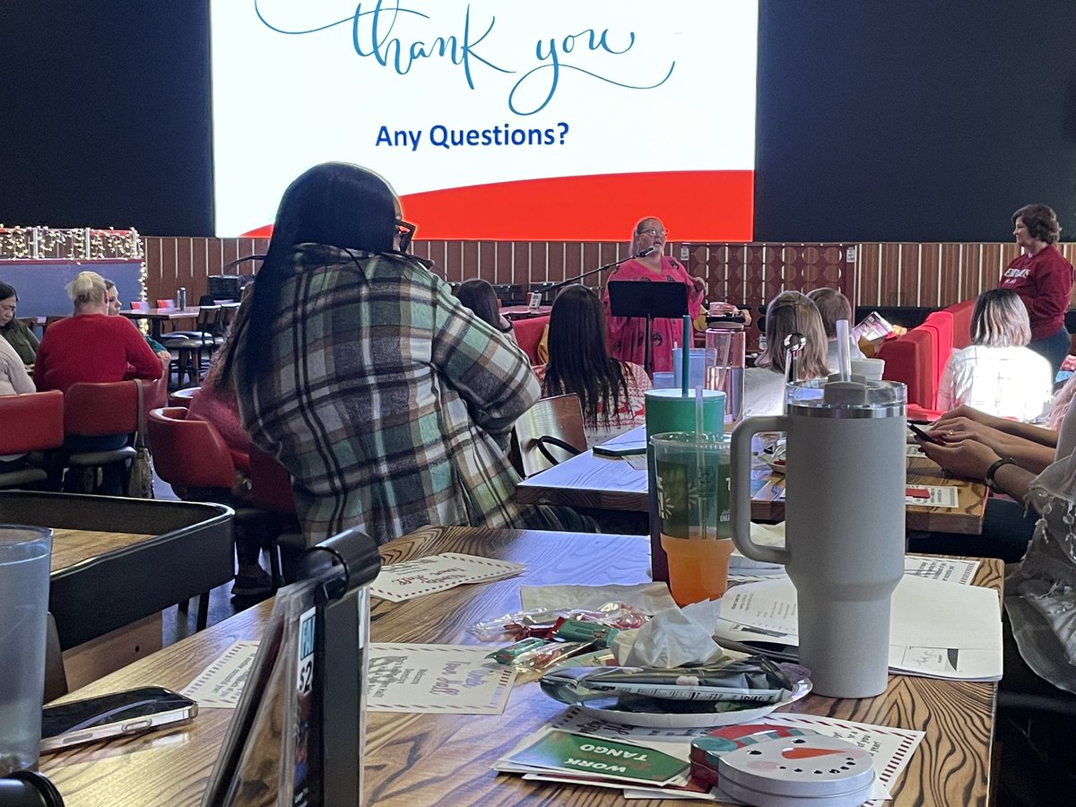 🎄🎅 Thank you, Representative <a href="/Hausman4Mo/">WendyHausman4MO</a>, for joining us at our holiday town hall meeting! We are so glad you got to meet and learn from several self-advocates. We are grateful to you for your time and support in the #moleg! <a href="/MOpeoplefirst/">People First of MO</a> #idd <a href="/EasterSealsMW/">Easterseals Midwest</a> 🎅🎄🙏