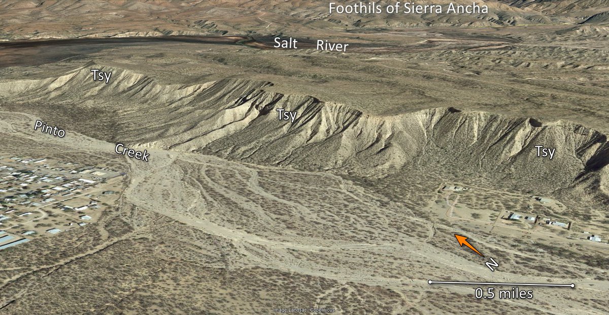 AZGeology's tweet image. At  the far east end of Theodore Roosevelt Lake in central Arizona, the N-S  flowing Pinto Creek has scalloped #Neogene (Miocene to Pliocene)  sedimentary rocks (Tsy) for two miles; an abridged segment shown here.  The bluff rises 200 to 300 feet above Pinto Creek.
