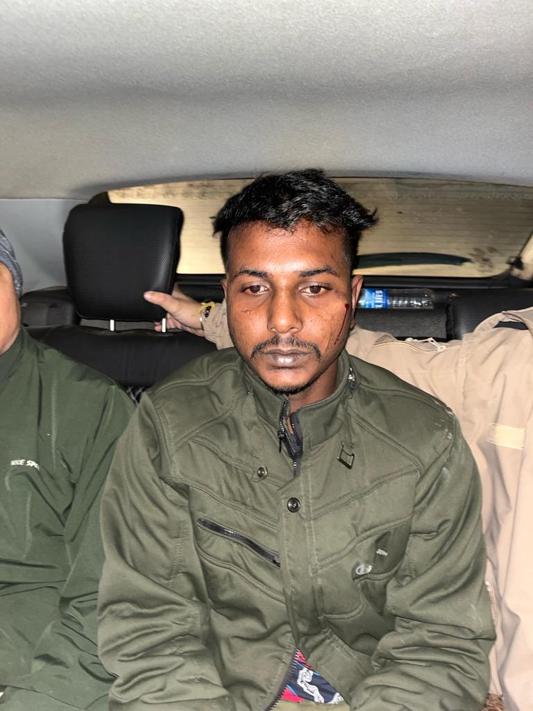 A team led by OC Baihata Chariali PS apprehended 03 accused :-Dilip Biswas,Abdul Karim,& Jakir Mandal, in connection with recent burglaries.Stolen property recovered, including gold ornaments.Further investigation going on. @CMOfficeAssam @assampolice @gpsinghips @HardiSpeaks