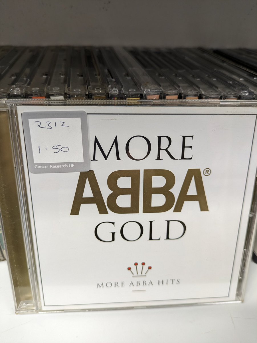dearianfawn's tweet image. A perfect condition #Abba #MoreGold in a charity shop today - priced at £1.50 but the track listing is of course, priceless #SummerNightCity #TheDayBeforeYouCame #UnderAttack #Angeleyes #WhenAllIsSaidAndDone #TheVisitors #HeadOverHeels - all could have been on #Gold really