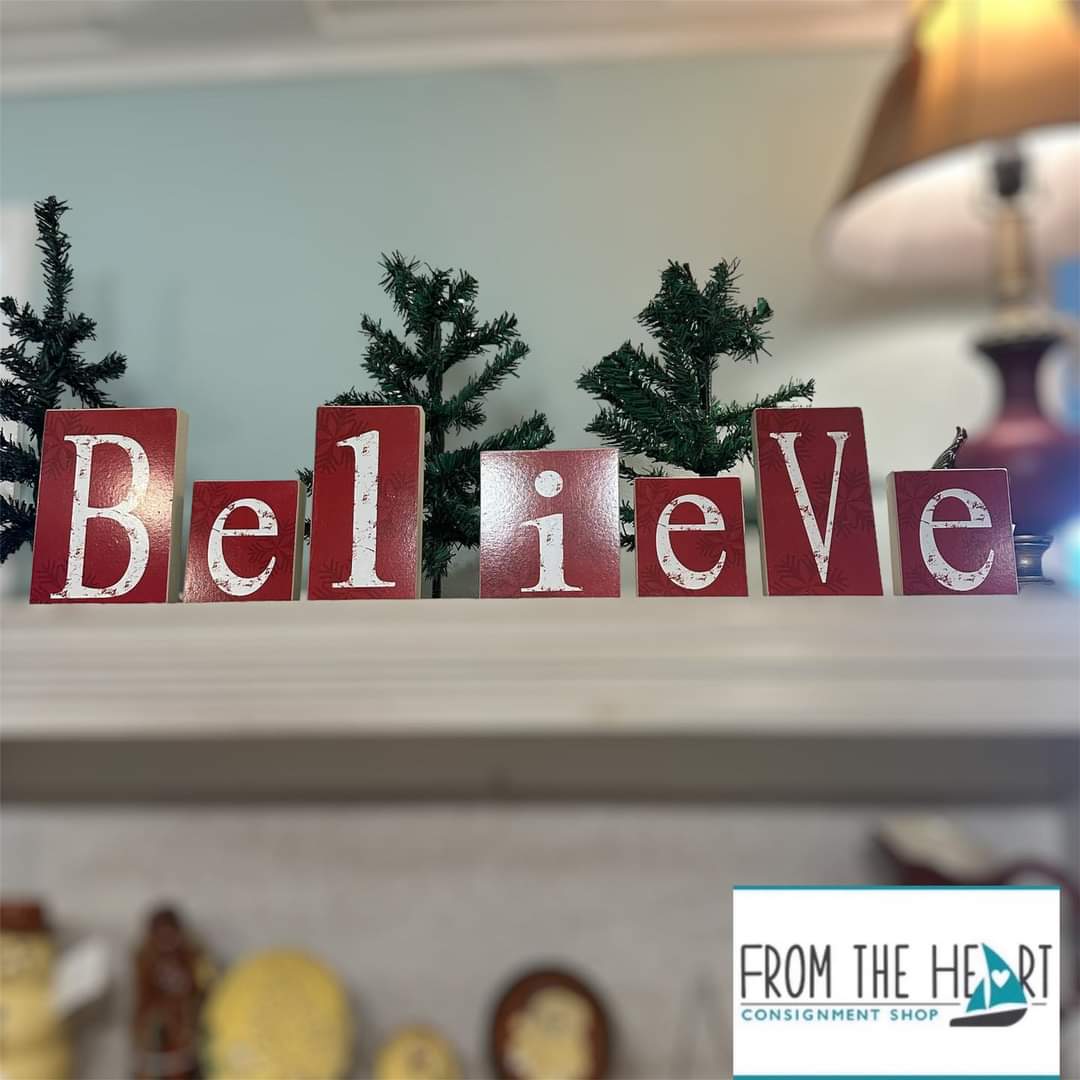 FTH_Consignment's tweet image. Believe! 🎅

- Red/White, BELIEVE in Block Letters, 6.75"H

$14.99

#consignmentatitsbest #shopsecondhandfirst
#resale
#shopsmall 
#shopsecondhand
#shoplocal #believe #holidaydecor