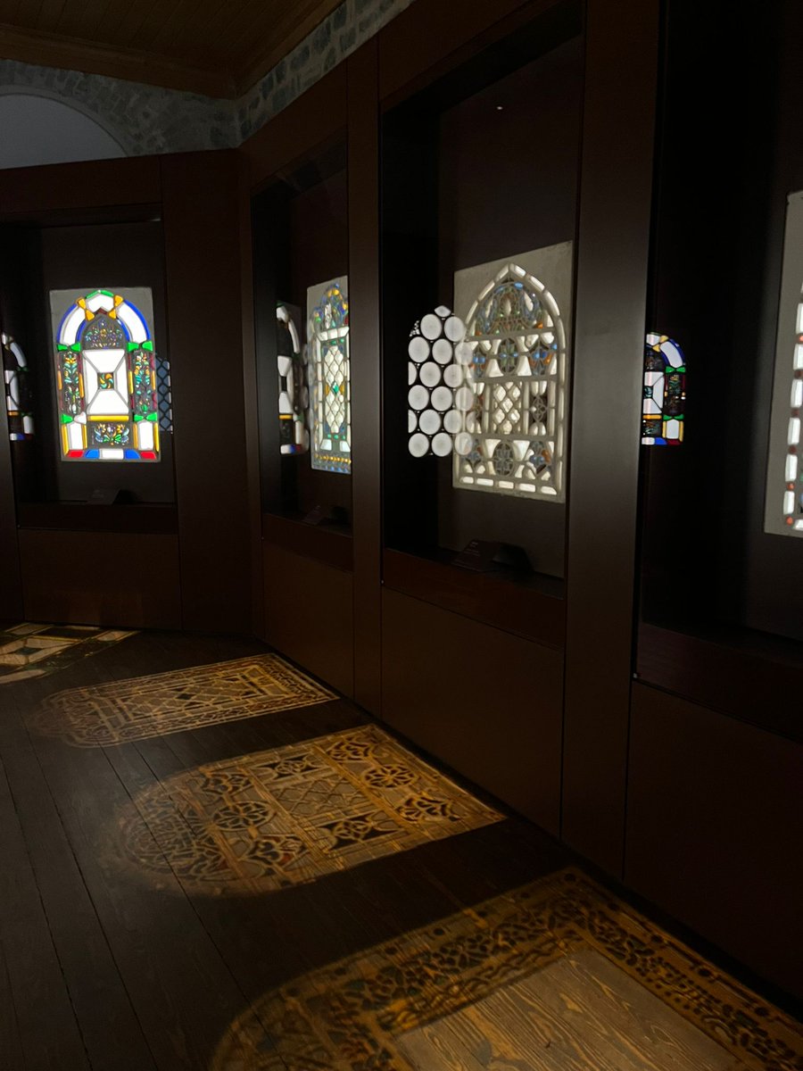 Gençlik Meclisi olarak paydaşı olduğumuz Dıs You isimli Avrupa Birliği projemizin son gün eğitimlerini tamamlayıp güne Beykoz Spor ormanında kahvaltı yaparak başladık. Sonrasında cam müzesine uğradık ve kapanış yemeğimizi Karlıtepe Sosyal tesislerinde yaparak günü tamamladık.