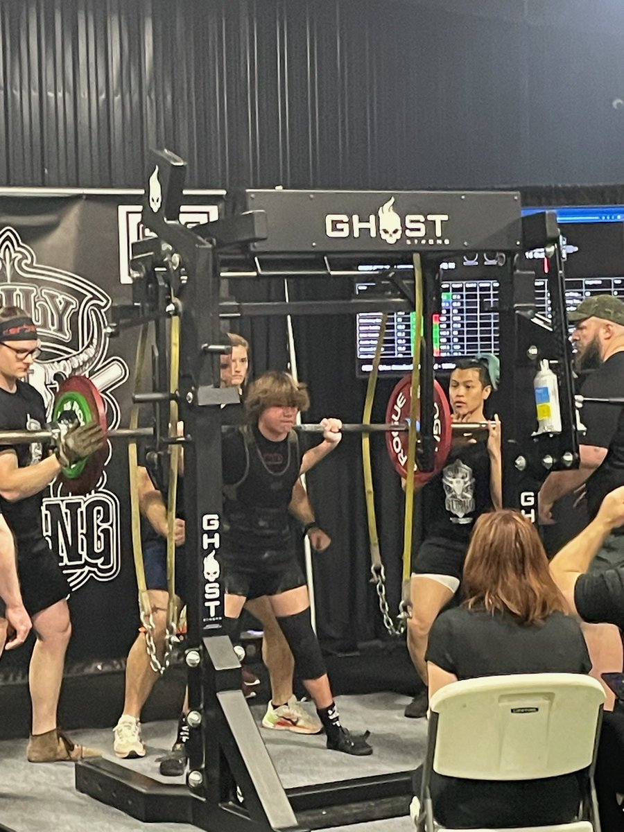 CTMSBulldog's tweet image. We have a Bulldog up early, doing big things today. Congratulations Chris on your #StateRecord setting squat of 237 pounds for your age and weight group! #OPSForwardTogether