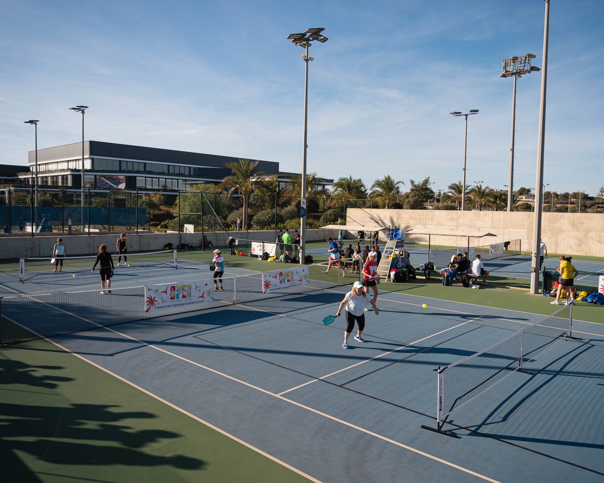 rnadalacademy's tweet photo. La @rnadalacademy se transforma en un gran torneo de Pickleball! ¡Nos alegra mucho recibir a más de 200 jugadores de todo el mundo! ¡Mucha suerte en el @MedPickleball! VAMOS‼️ https://t.co/smS58HLMKW