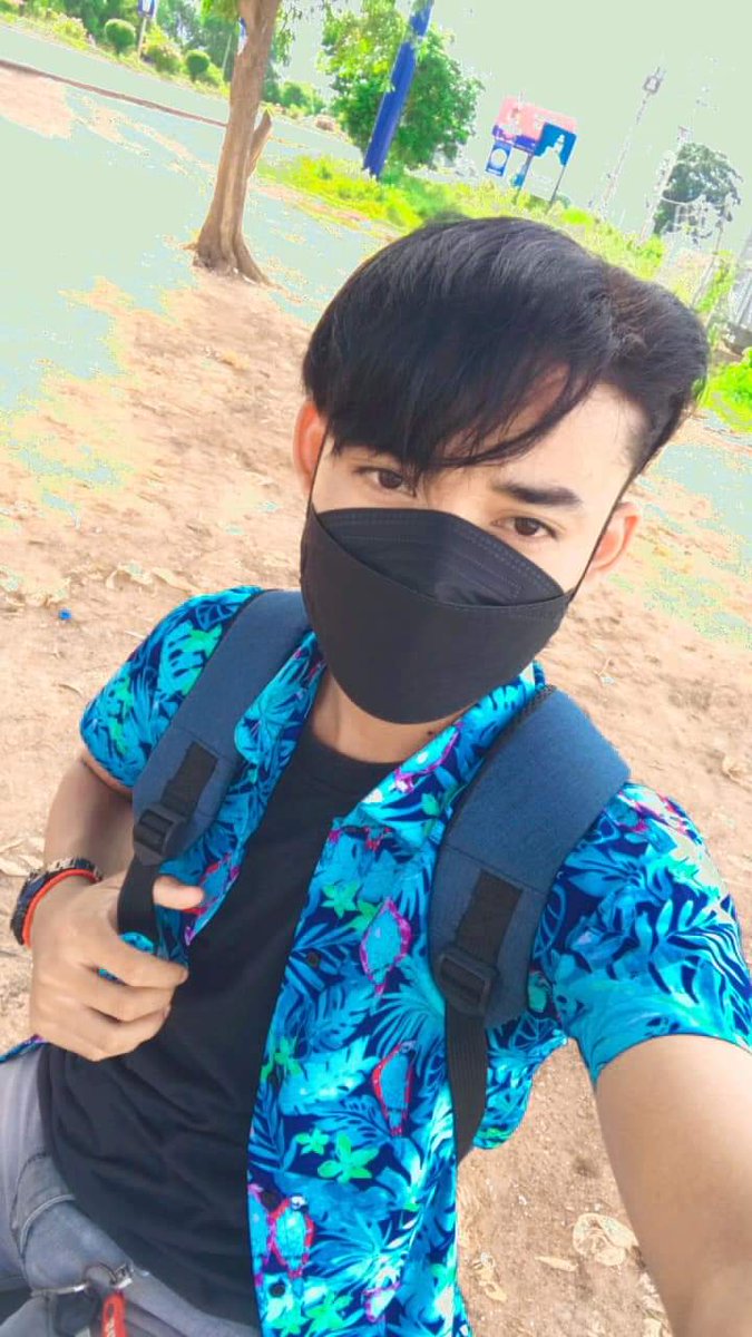 DaRot358965's tweet image. សេដណាស់រកកាងាធ្វើមិនបានសោះ ដាច់លុយចាយហើយពេលនេះ🥲 រកលក់ខ្លួនយកលុយចាយម្ដងទេមើលទៅ🤣 #អ្នកតាខ្មៅមានកាងាធ្វើប្រាប់ផងសុំធ្វើដែល