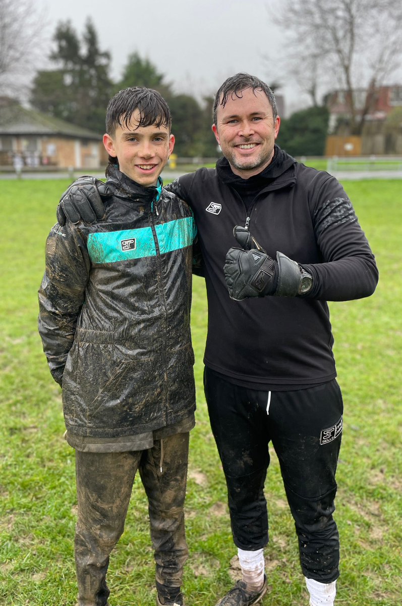 davewilkster's tweet photo. Old school GK session this morning diving around in the mud! 
Well done to one of our 13s Luca, top work! 🌧🌧🌧💨💨👏👏
https://t.co/gxUw2nSLtJ
@sellsprotraining
#goalkeeper
#gktraining #goalkeepertraining #sells
#sellsgoalkeeperproducts
#croydon #surrey #bromley #kent https://t.co/Nprb2gMKZj