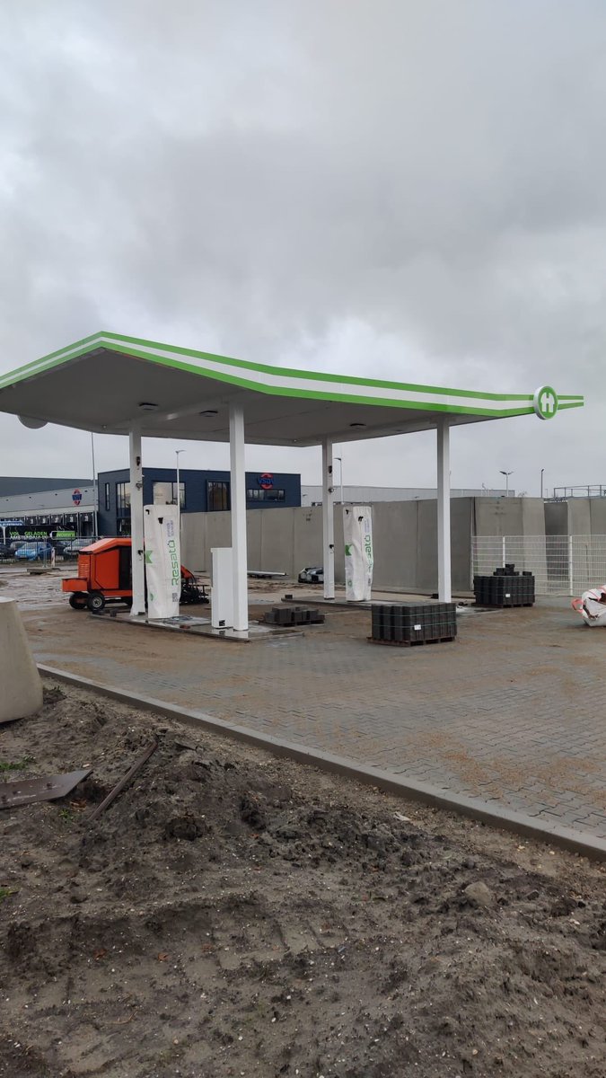 Carl, Holthausen (@carlholthausen) on Twitter photo Nog een paar weken en Holthausen Energy Points Amsterdam gaat open.
<a href="/Energypoints1/">Holthausen Energy Points</a>
<a href="/Max_Holthausen/">Max Holthausen</a>
<a href="/PortofAmsterdam/">Port of Amsterdam</a>
<a href="/H2Centrum/">Holthausen Clean Technology</a>
<a href="/Holthausen/">Holthausen Group</a> Nog een paar weken en Holthausen Energy Points Amsterdam gaat open.
<a href="/Energypoints1/">Holthausen Energy Points</a>
<a href="/Max_Holthausen/">Max Holthausen</a>
<a href="/PortofAmsterdam/">Port of Amsterdam</a>
<a href="/H2Centrum/">Holthausen Clean Technology</a>
<a href="/Holthausen/">Holthausen Group</a>