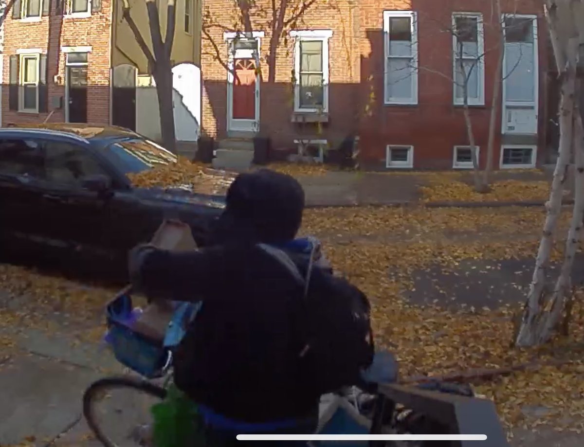 Lol to the guy who stole my Amazon delivery of The Power Broker off my front porch.

He’s either gonna be really excited or really disappointed when he opens the box.