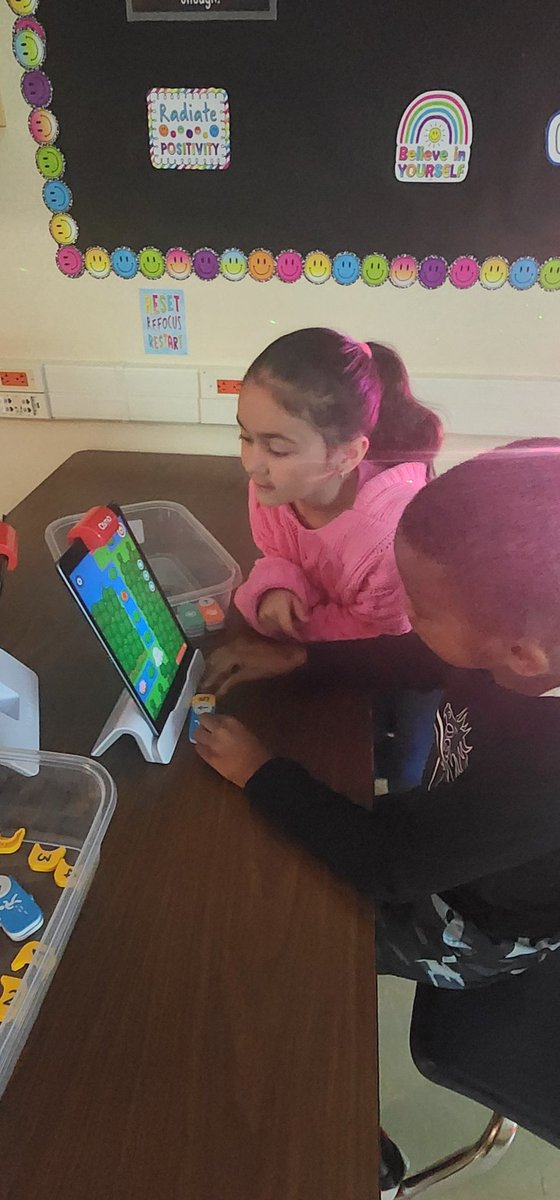 OttSTEM's tweet image. We celebrated Hour of Code Week by using Osmo Coding Kits! These first graders were amazing because they learned and implemented the coding of loops. #codingwithawbie #ottlevelup @adelagarza07 @PrincipalBueno