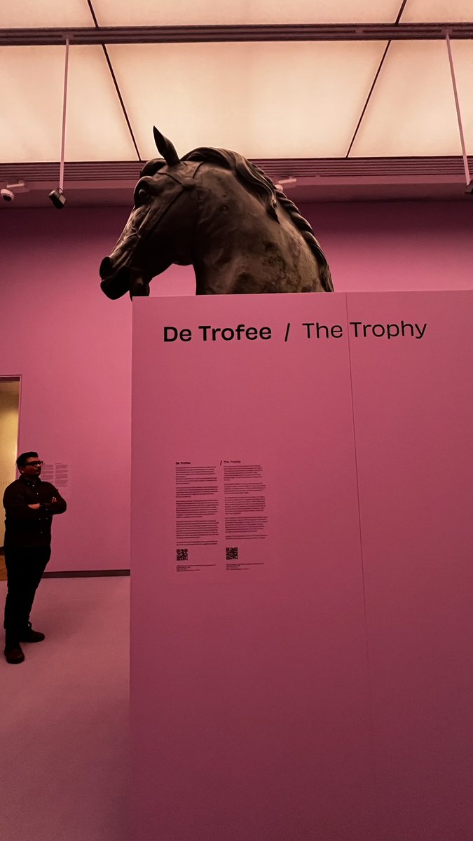 Rainy day doing mini research project <a href="/mauritshuis/">Mauritshuis</a> #roofkunst #lootedart