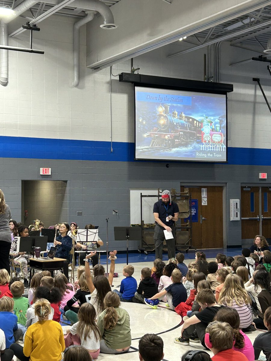 Our 5th Grade Band, under the direction of Mrs. Wehmeier, performed a beautiful set on Wednesday <a href="/SdwView/">Summit View School</a> that showcased their dedication so clearly 👏🏼 👏🏼 #proudprincipal