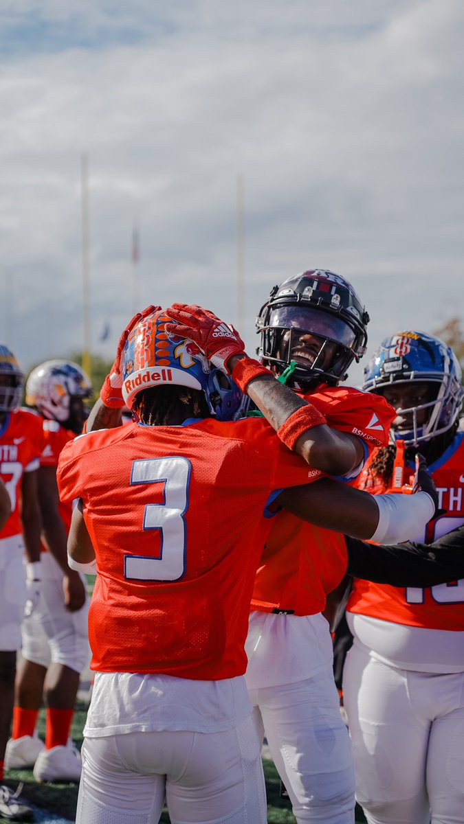 Touchstone Energy Bowl tweet media