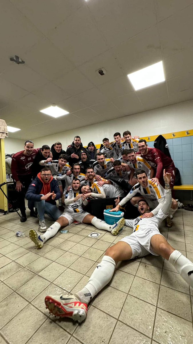 StadePontivyen's tweet photo. LA WIIIIIIIINNN !!!🫡

🗣️QUE C’EST BON !!! 2ème victoire d’affilée pour nos Noir et Or !!! 🖤💛

ARAOCK BREPEUT !🖤💛

#araockbrepeut #stadepontivyen #LFCSP #SP https://t.co/LfO3FXCbNH
