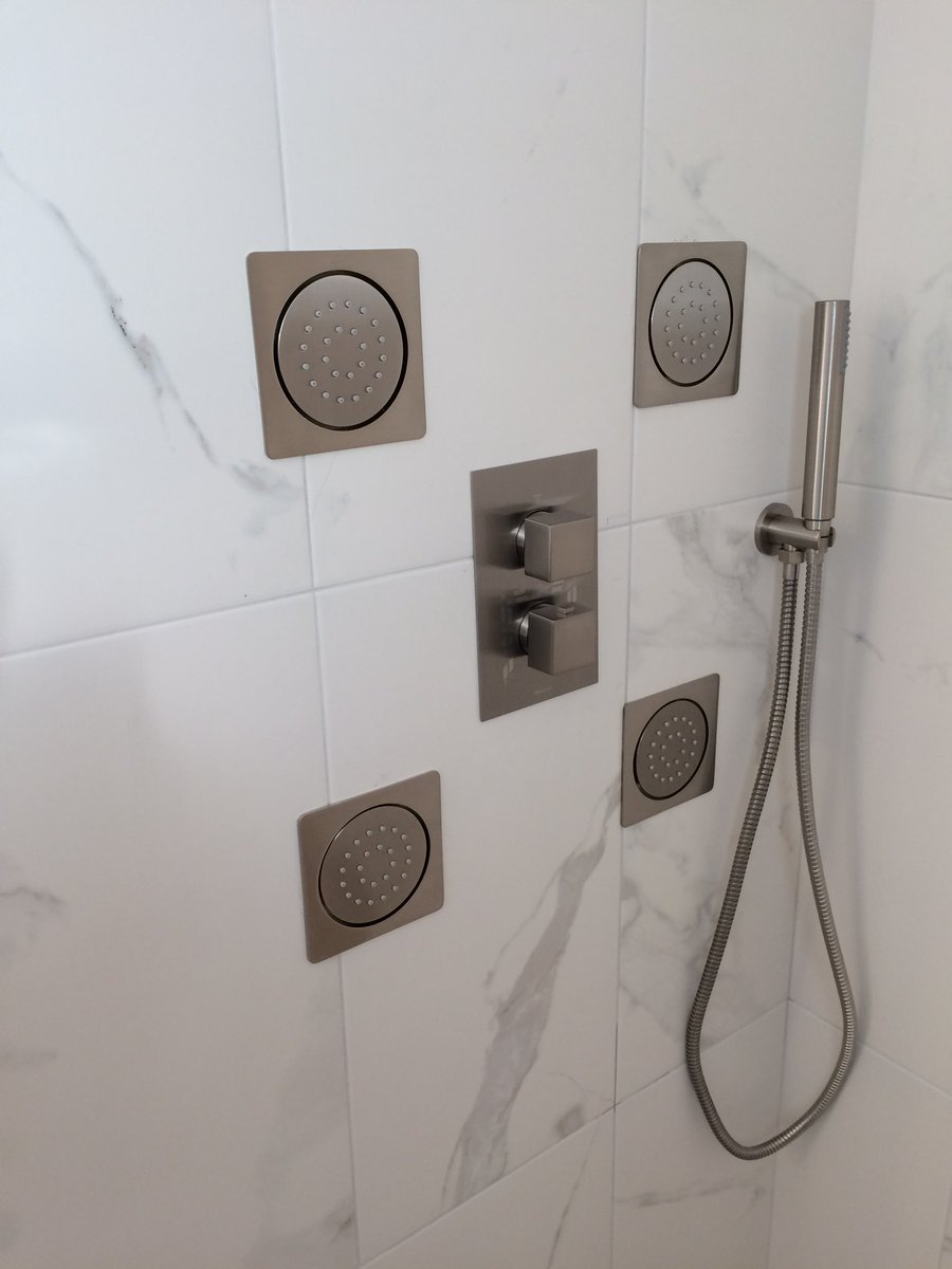 DrainStream's tweet image. 🚿 Oakville’s shower scenes just got an upgrade! Trust Drain Stream for all your plumbing rough-ins and installations. Dial 647-557-2858 for service that shines!
#Oakville #ShowerRoughIn #PlumbingExcellence #DrainStream