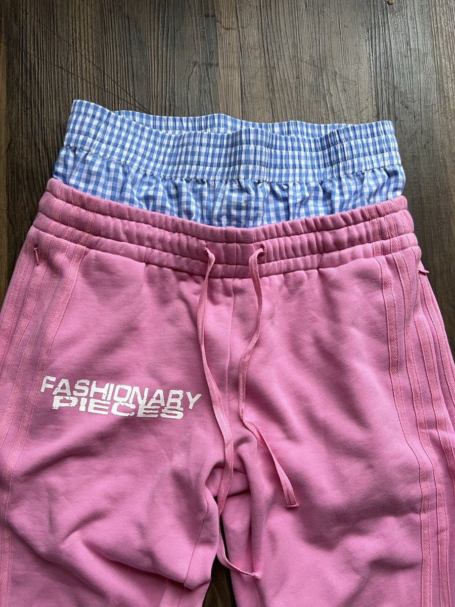 elijahbookerr's tweet photo. pov- i made presag trackpants https://t.co/CBLYbcgTCi