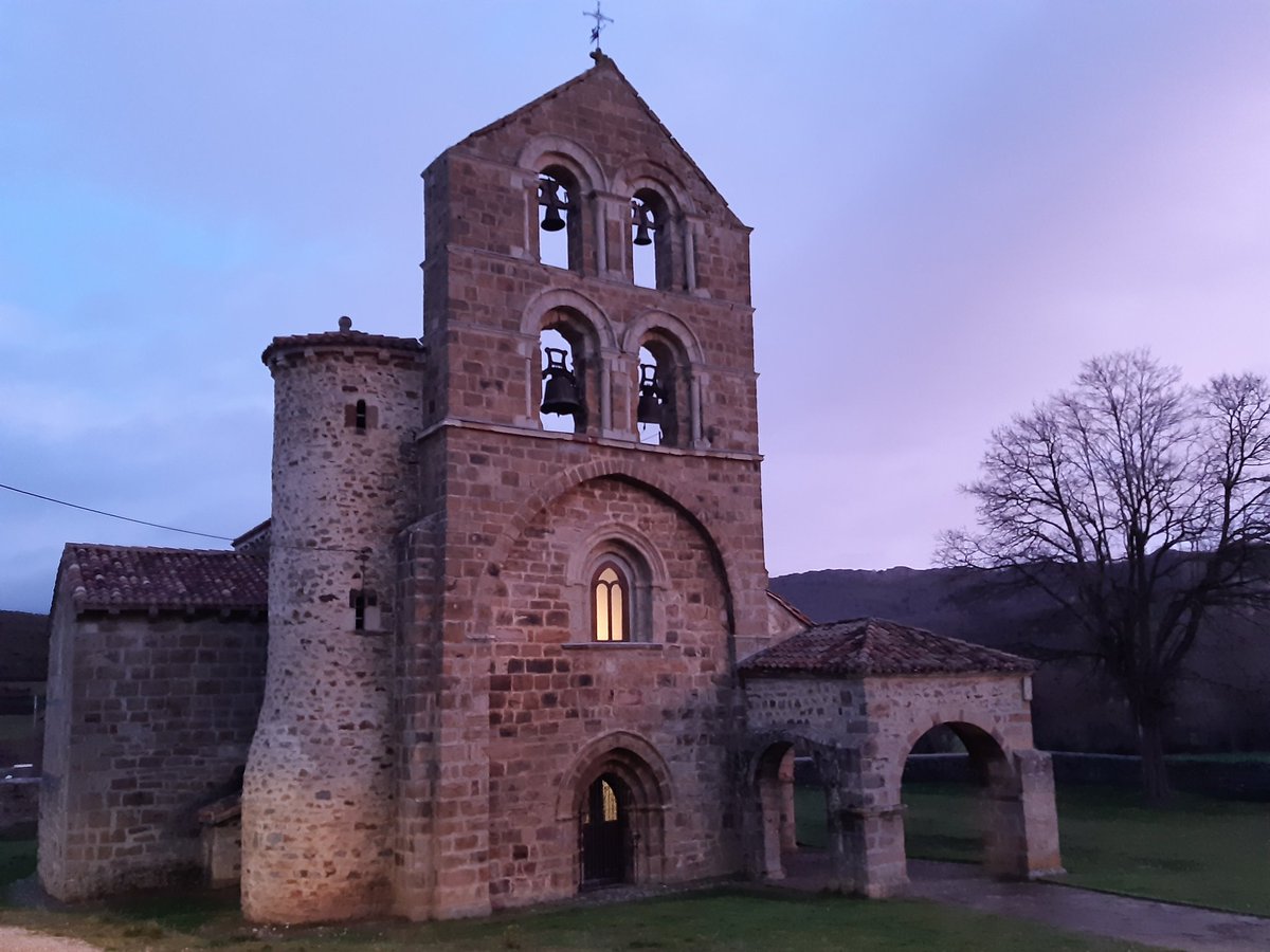 juliobargar's tweet photo. San Salvador de Cantamuda 😃
#románico en el norte de #Palencia 
¡¡Preciosa iglesia en un paraje precioso también!!
@cylromanica
@RevistaRomanico
@RomanicoDigital @RomanicoEspana https://t.co/6XIEbwBO46