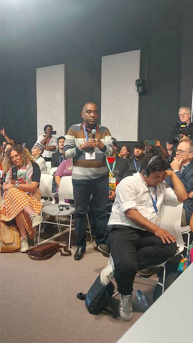 Dr. Sultan Al-Jaber - @COP28AEU visit today the @IIPFCC and reiterate the  importance of the participation of  #IndigenousPeople in the climate talks, expresing  “You are the center in the heart of Climate Actions”