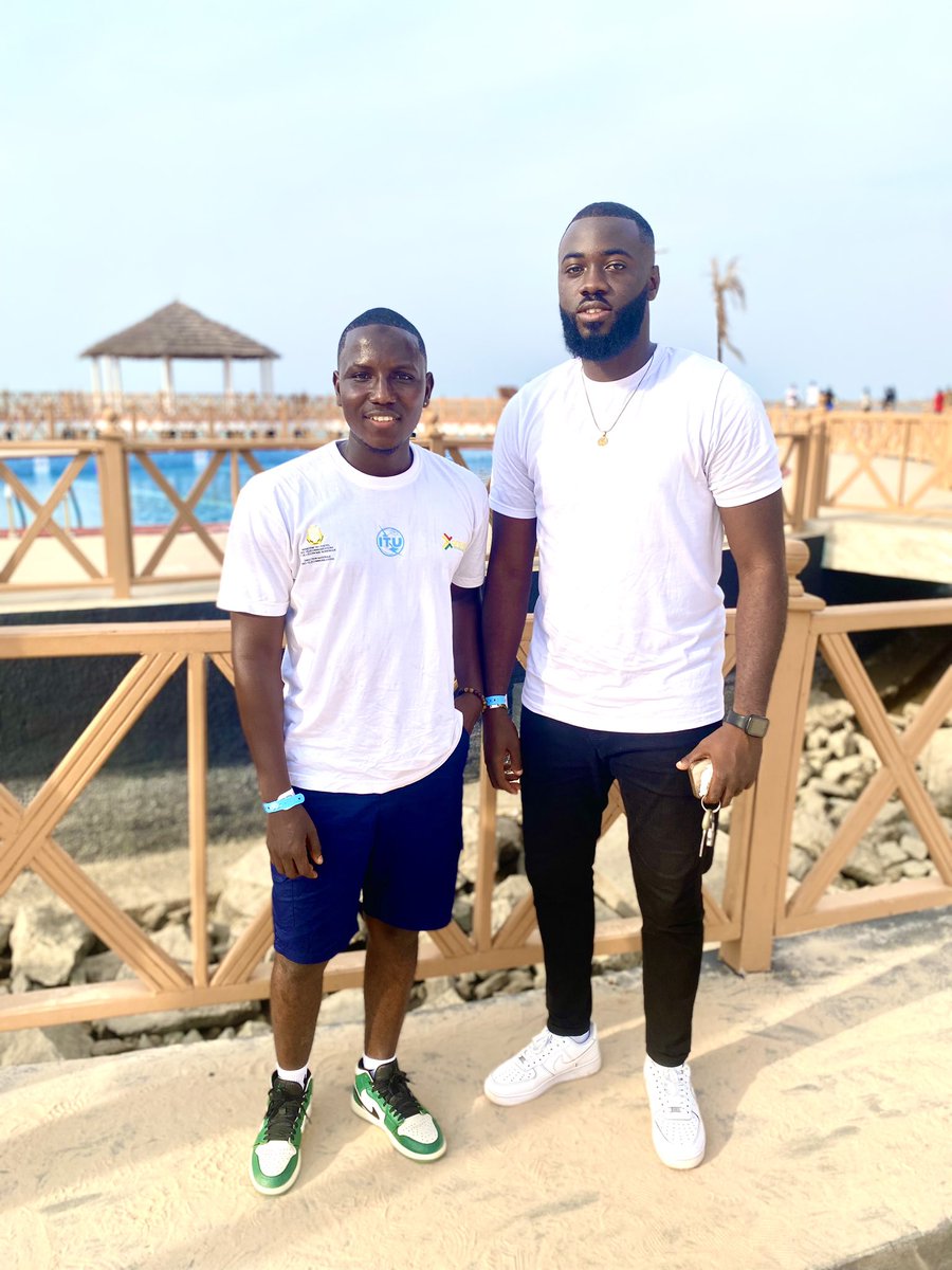 MohamedAmineSy7's tweet image. Une rencontre fructueuse avec les vrais gens de @BarbecueTL224