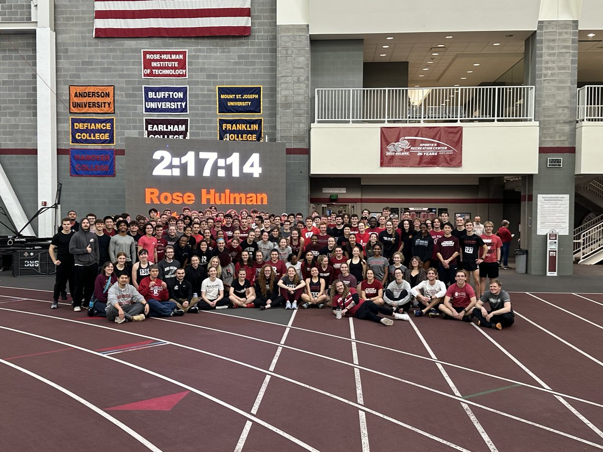 Another great turnout for our annual Alumni / Intra-squad meet! Looking forward to the upcoming indoor season! Special thanks to our alumni who traveled to campus today! Very proud of all of you!