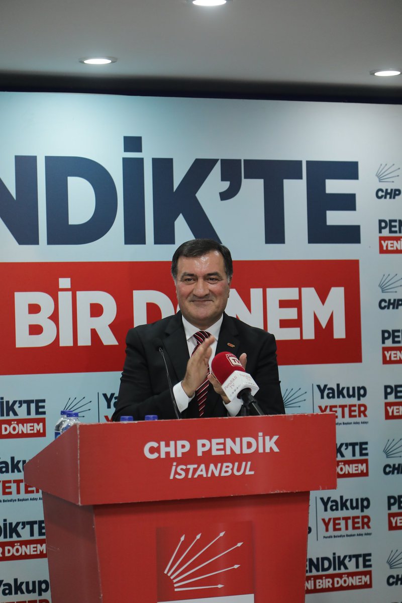 ErkutYeter's tweet photo. PENDİK'TE YENİ BİR DÖNEM BAŞLIYOR.
Adaylık açıklamamıza katılarak bizlere güç katan Pendikli hemşehrilerim!
Pendik'i hep birlikte yönetmek için, bizden sonraki nesillere daha çağdaş, daha sosyal ve daha yaşanılabilir bir Pendik bırakmak için çalışacağız ve başaracağız #chppendik https://t.co/0h97cCNdG1