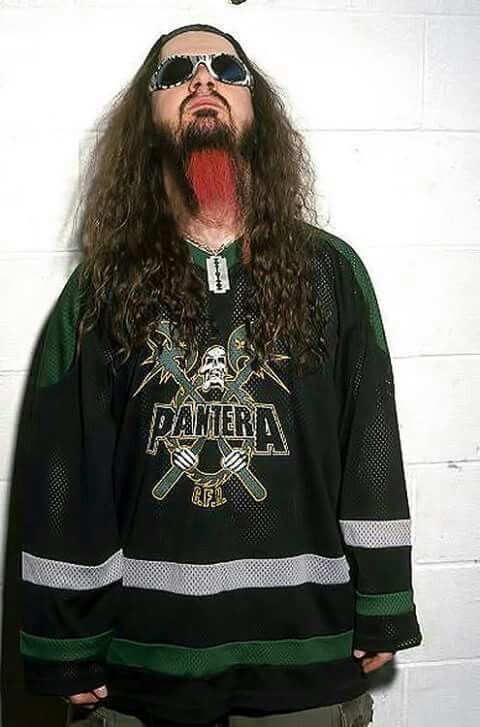 axsmithsports's tweet photo. Stars Goal!
Play some Pantera and Rest in Peace Dimebag Darrell. 19th anniversary of his passing yesterday. #RIPDime #RIPVinnie https://t.co/0FVKyfx5y7