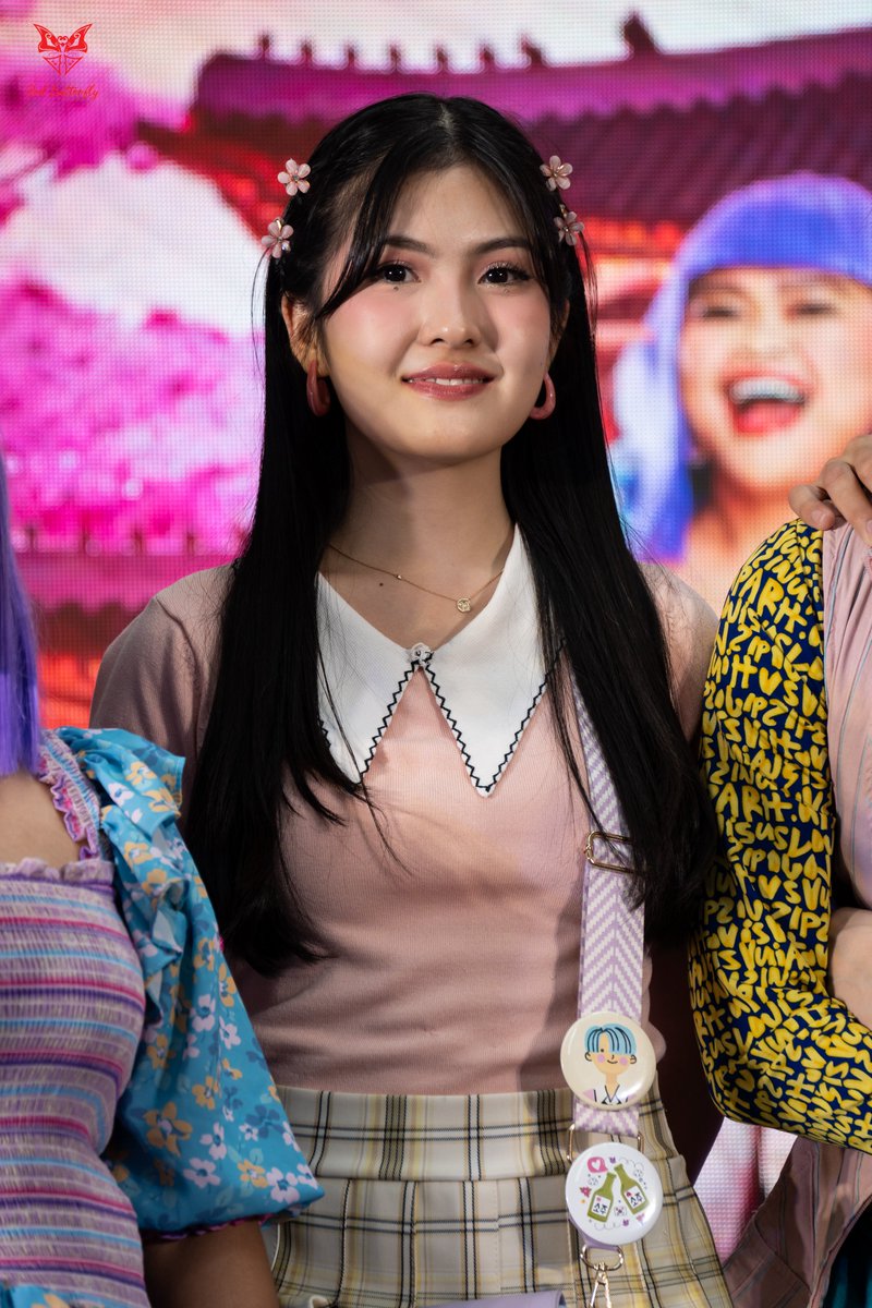 r3d_butterfly's tweet photo. 231111 Sela Guia @ Ma'am Chief Fans Day, Glorietta
 
@selaguia

#MaamChiefFansDay #MaamChief https://t.co/kj250VkOrz