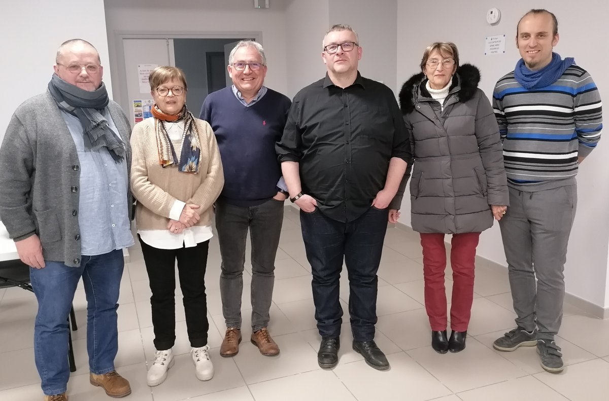 olivierseunsa's tweet photo. [1/2] Fin de la quinzaine de la laïcité par la conférence ce matin de @enklask1 , Secrétaire National de l' @UNSA_Education , en présence de toutes les organisations du C.D.A.L. Vaucluse @LaiciteCnal  ( @weblaligue  84 , DDEN, FCPE, @seunsa84  et UNSA Éducation 84) https://t.co/vSPvFQLZUm