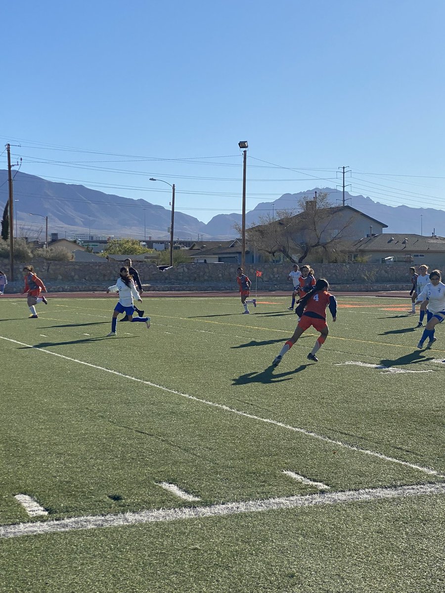 GEMS girls soccer win their last middle school game of the season at Alderete MS. Goals by cousins Natasha Esquivel and Makayla Hernandez. 6-1 record. Great game by all the girls! #sehsthebest @GEMS_ParentCtr @GEMS_RSalcido