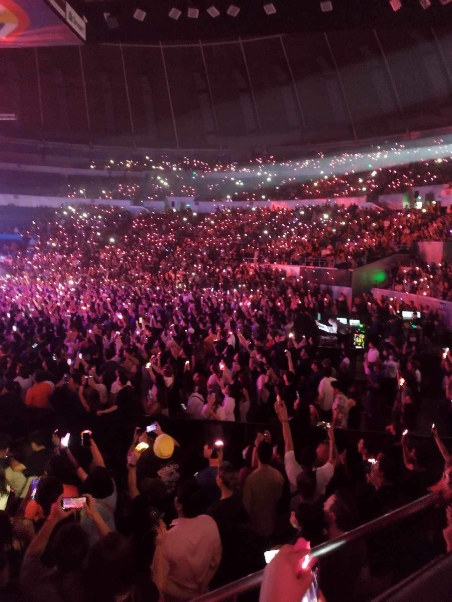 officialfobph's tweet photo. thank u all volunteers and to all who participated in the project!! we did it!! 😍💖 #FOBInManila https://t.co/SNyQGI4i9F