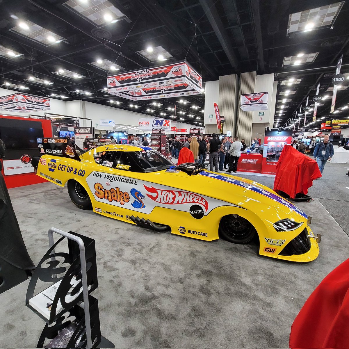 DartonSleeves's tweet photo. Day 3, the last day of the PRI Show in Indianapolis. Come by and see us at booth 2301 #myprishow #dartonsleeves #dartonarmy https://t.co/c6kH5YdMGL
