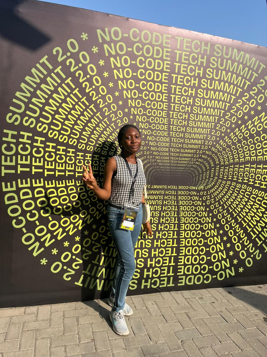Adeayoooo's tweet image. No code girlie 🙈 at #NoCodeTechSummit