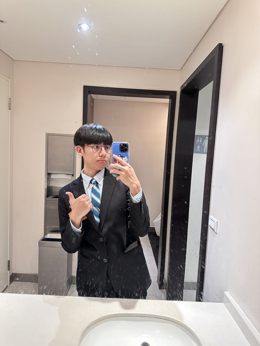 ememem97's tweet photo. 🐈‍⬛👍 https://t.co/zOr7dz4IIU