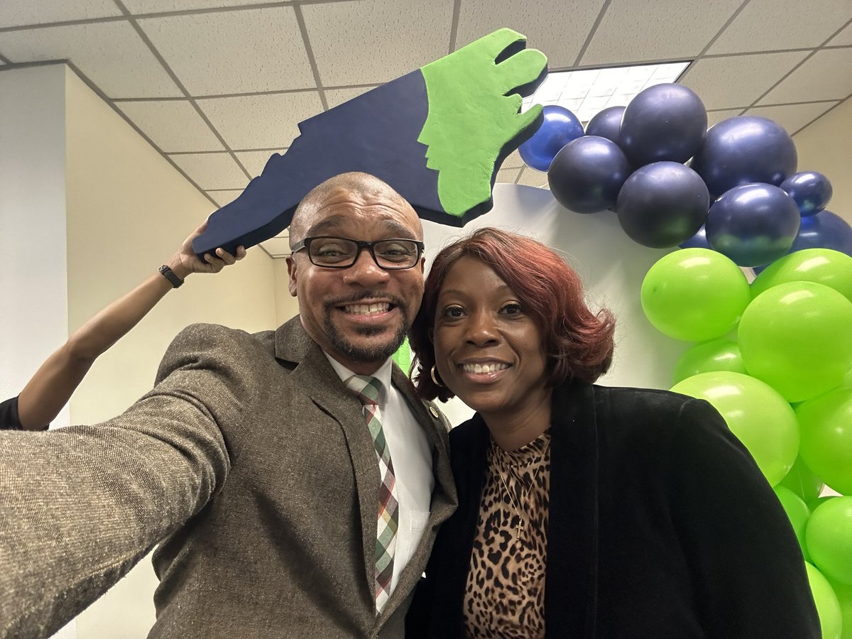 GregWho's tweet photo. It’s been a while since I’ve posted to (Twitter/X/whatever this is called now) We had a blast at NC Wesleyan last night celebrating five cohorts of the Eastern North Carolina Entrepreneurial Promise. Honored to be part of the #ENCEP family educating Eastern NC business owners. https://t.co/b4l8WMSkCH