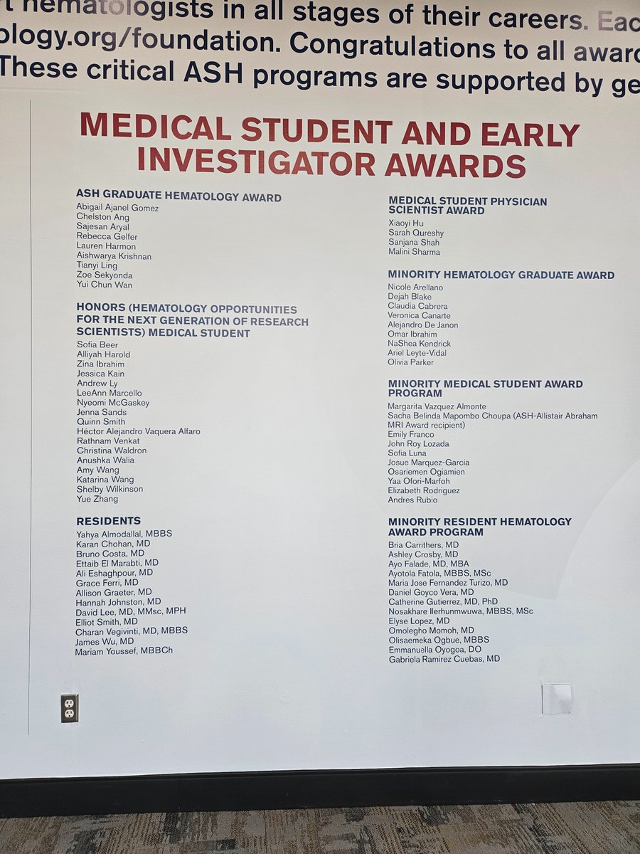Proud of our @uiowapedsres resident Yahya Almodallal being recognized for his HONORS award at #ASH23 🥳