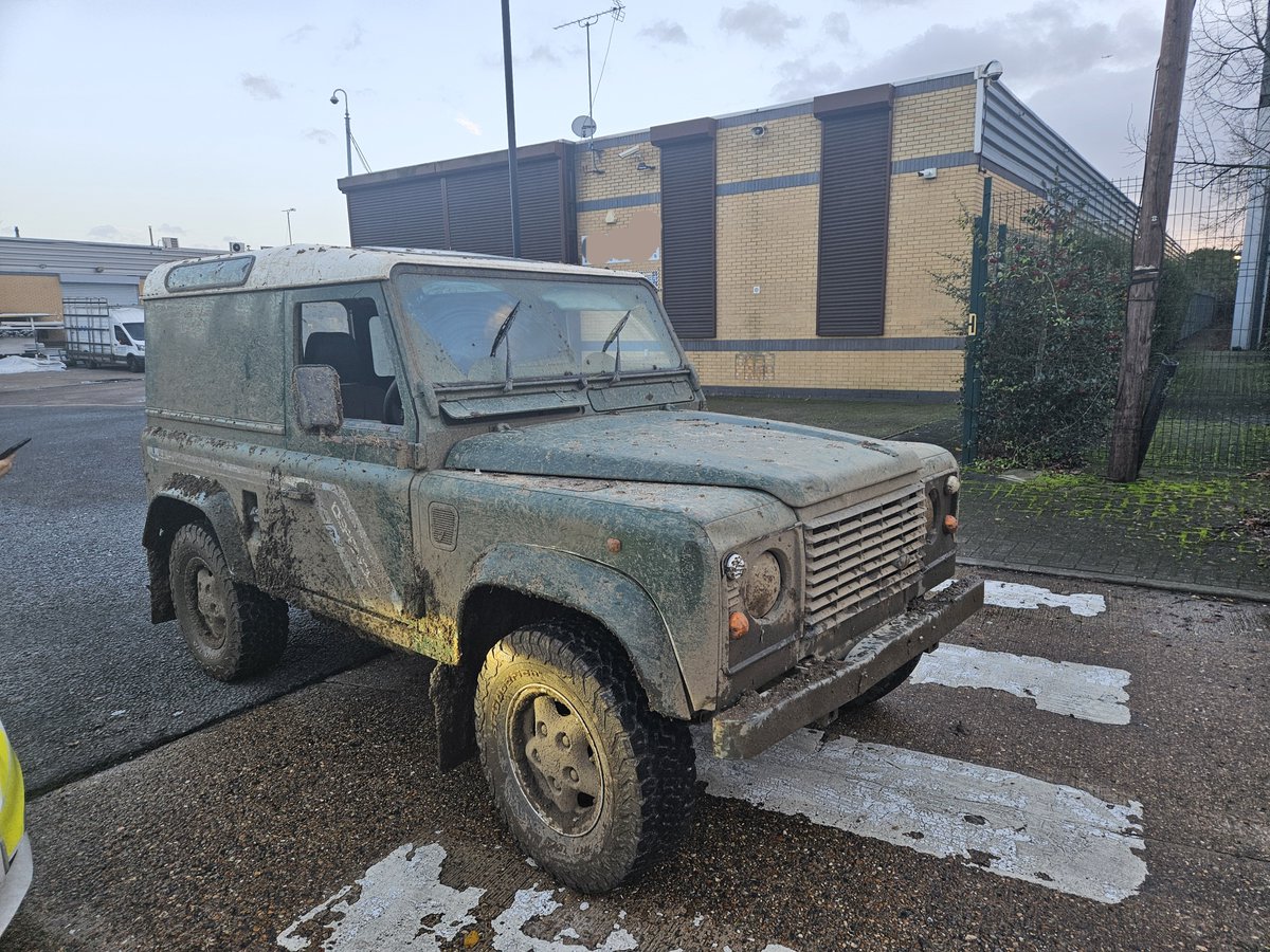 tvprp's tweet photo. Someone's pride and joy stolen from Denham overnight and located by #NPASSOUTHEAST ๐ abandoned in a field in Iver this afternoon...
This old work horse should hopefully be out on the road in no time ๐
#P0735 https://t.co/RBY1h8s0f5