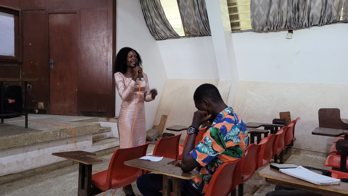 Honoured to host these distinguished journalism professionals, <a href="/AkinpeluYusuph/">Yūsuf Akínpẹ̀lú.</a> <a href="/AdejumoKabir2/">Adejumo Kabir A.</a>, Ms. Blessing and our erstwhile President <a href="/alofefaith/">Faith Alofe</a> who shared from their wealth of experience at our Induction Ceremony today. Their insights on Campus Journalism were inspiring!