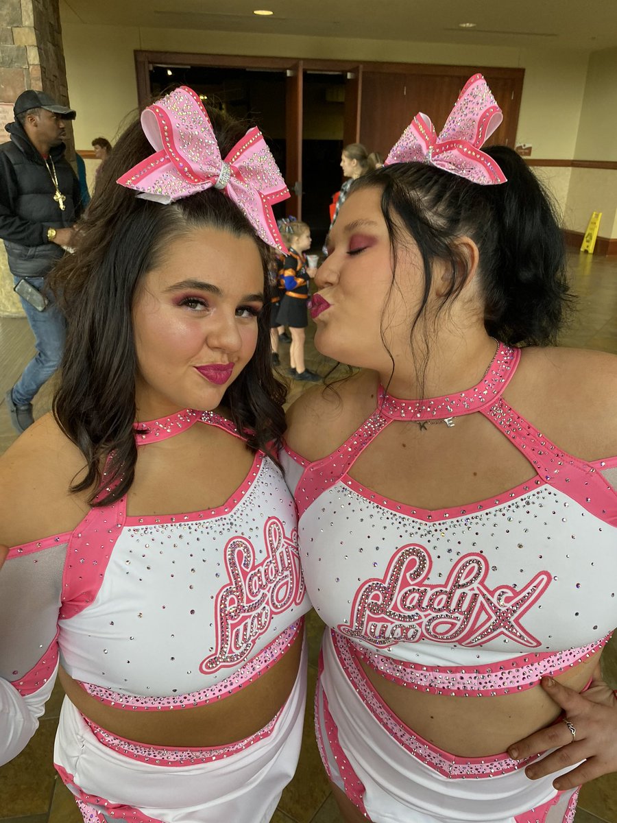 Pink is my favorite color 🩷