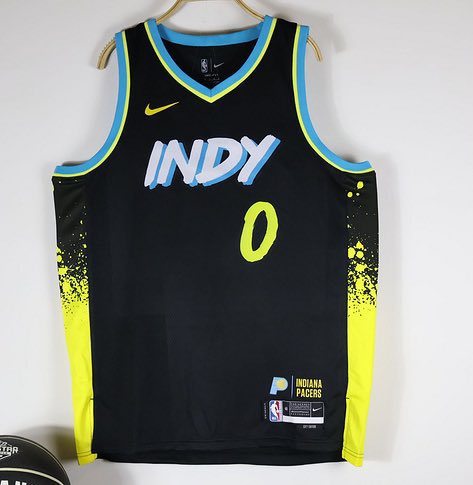 Pasion_Basket2's tweet photo. Si los Indiana Pacers ganan hoy a Los Angeles Lakers y se proclaman campeones de la Copa NBA, vamos a sortear esta camiseta de Tyrese Haliburton entre todos los que deis RT y nos sigáis a mi y a @BestSh0p 

🍀 MUCHA SUERTE A TODOS 🍀 https://t.co/xQJRVbm44i