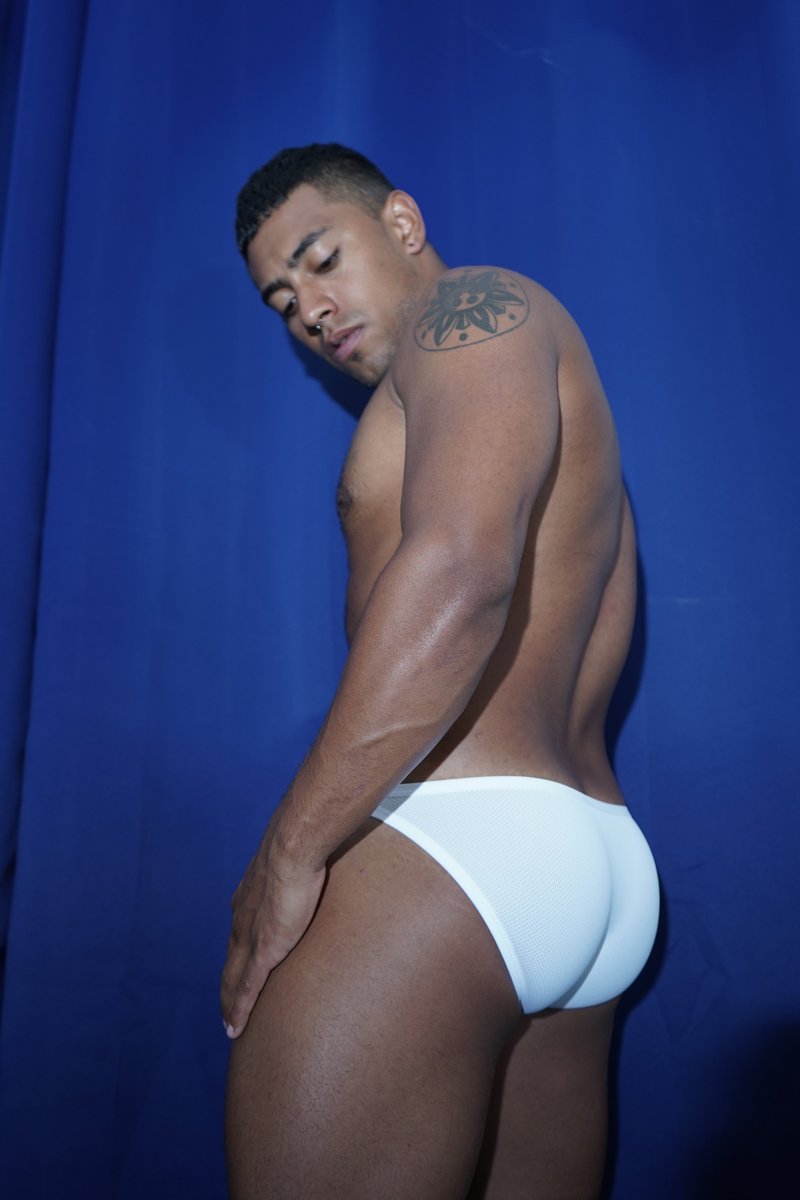 JoshepOf's tweet photo. 🍑😋

https://t.co/8tyLcz4nDb 

#man #men #latin #latino #moreno #sexy #pics #picoftheday #adult #onlyfans #onlyfanspromo #ofjoshep #hotguy #handsome #hotmen #hot #gay #guy #sexyman #hotman #nude #nudeman #bottom #peach #bed #bedroom https://t.co/qUl5IEcMcq