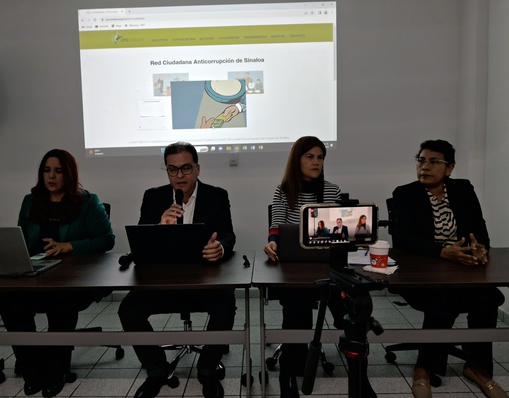 observatoriomzt's tweet photo. 🎥 #EnVivo 🔴
Hoy en el #DíaInternacional Contra la #Corrupción estamos en el lanzamiento de la 📃 #Convocatoria de la #RedCiudadana Anticorrupción de #Sinaloa, un ejercicio del @cpcsinaloa que fortalece alianzas y promueve desde #OSC mejores prácticas de Gobierno. https://t.co/S3WINqf01Q