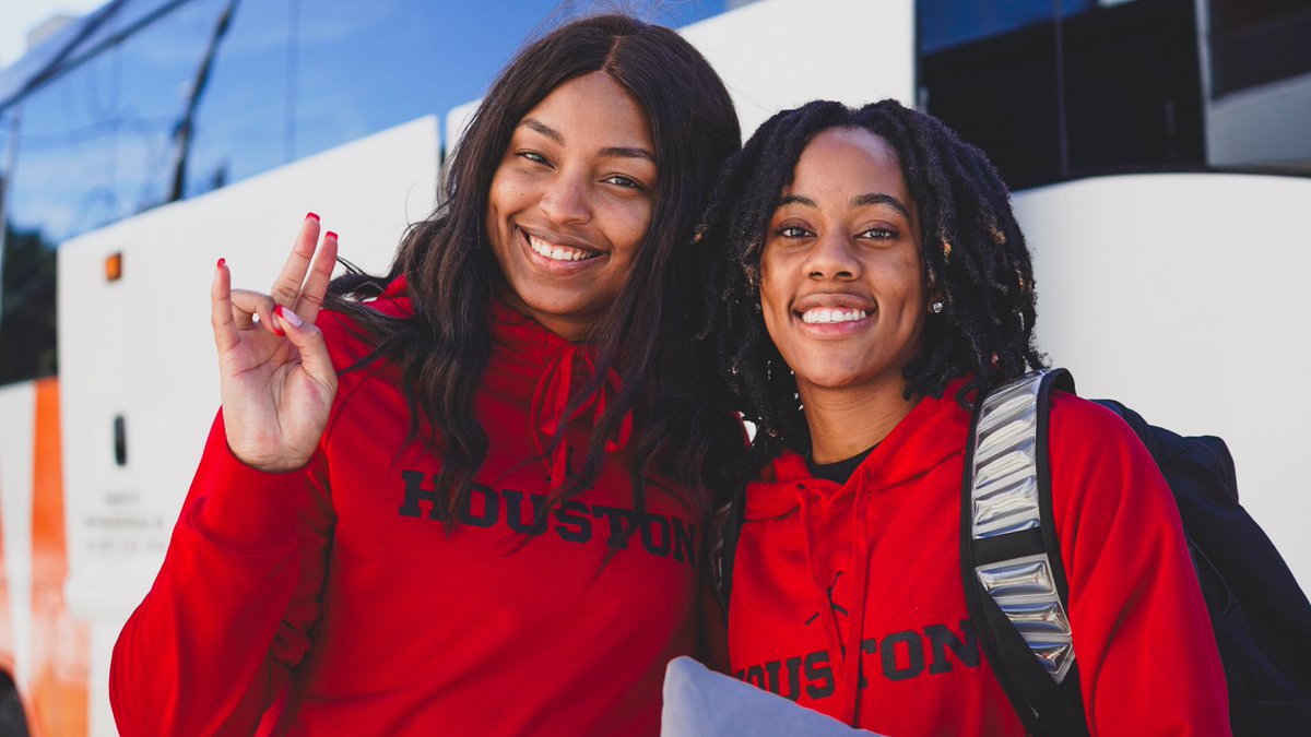 UHCougarWBB's tweet photo. Happy Birthday @MyyahWest 🥳🎂🎉
#EverythingMatter x #GoCoogs https://t.co/cWrKBFr4rQ