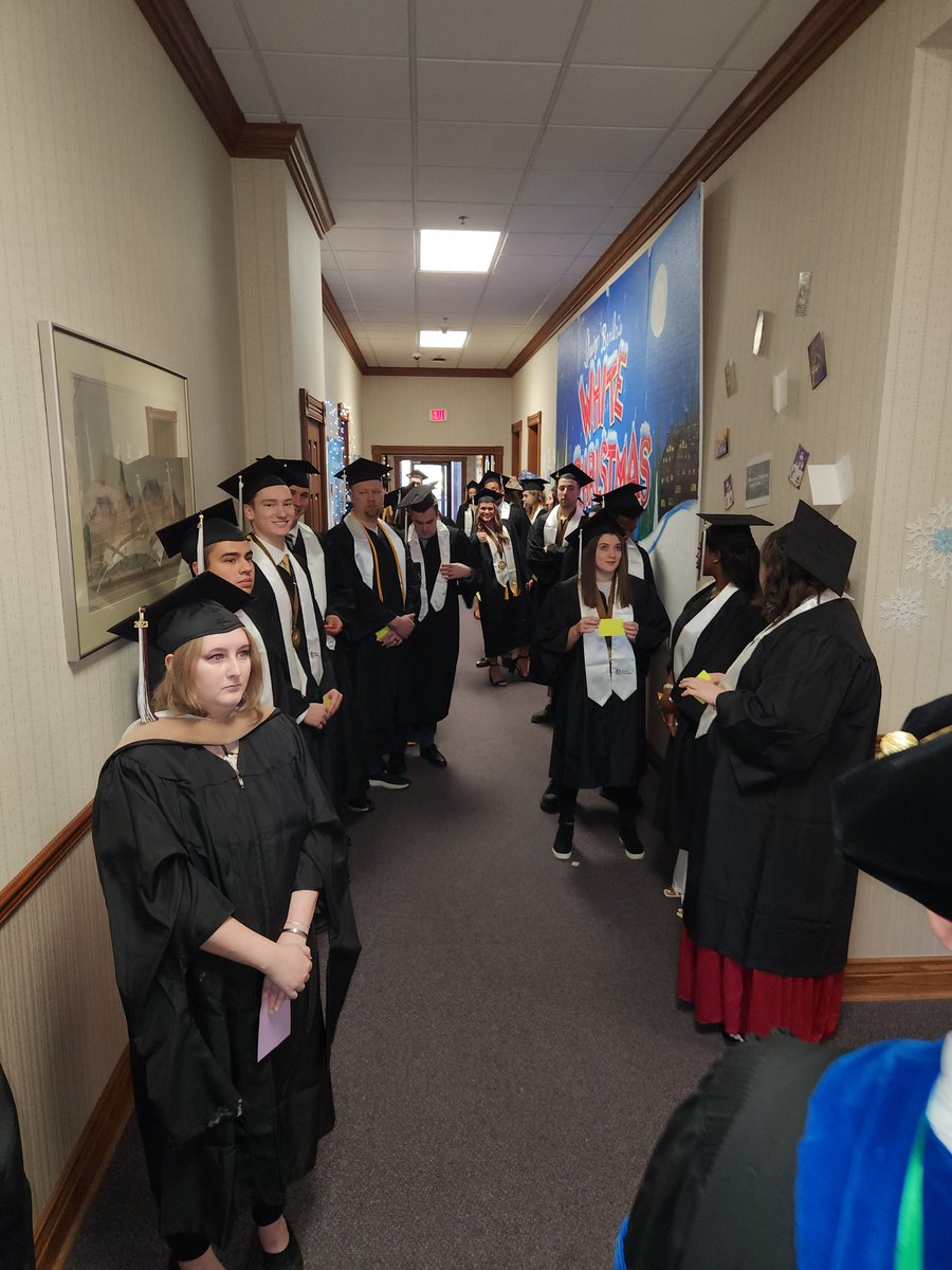Quincy_uMcGee's tweet image. Congratulations to today&apos;s @Quincy_U graduates! Commencement is one of the very best days of the year. May God bless these graduates and their families. #QuincyUniversity #Commencement2023 @QUHawks