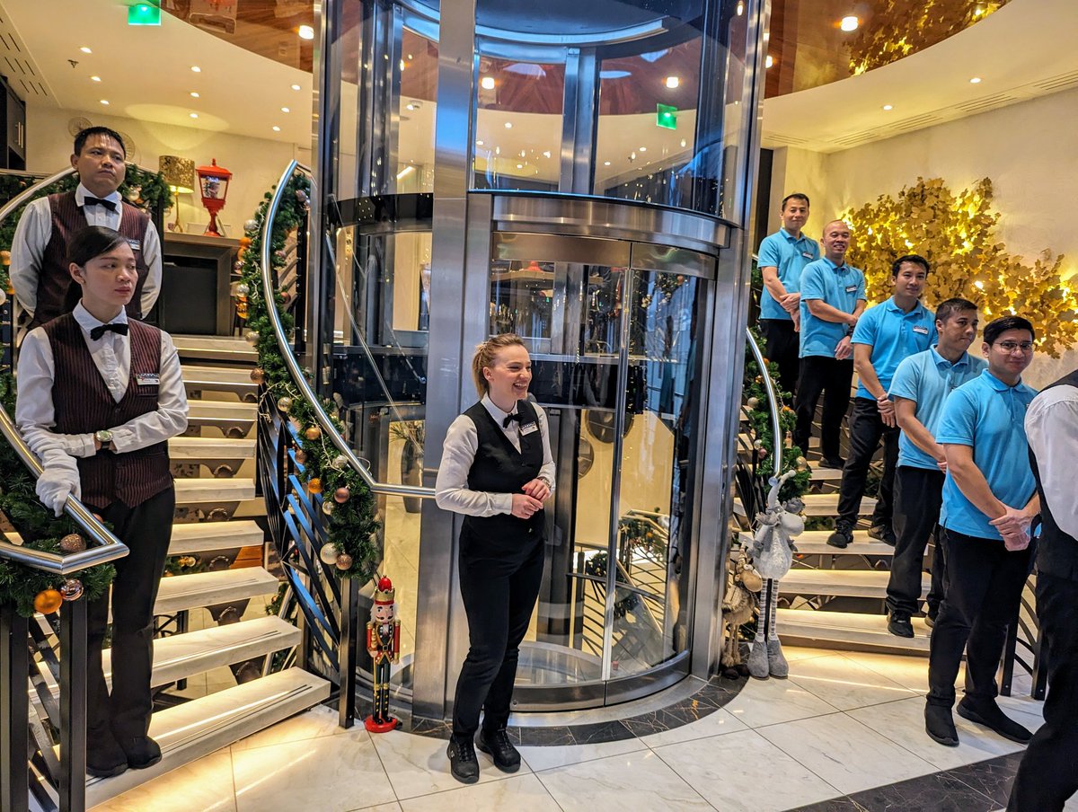 BeciMahnken's tweet photo. Just boarded our #natgeo Christmas Markets Cruise onboard #AmaViola. It's decorated for the holiday &a wreath on every door. We have half the ship as part of our #WDWRadio group and I'm so excited to share the experience w/so many new to #rivercruise
#amawaterways #MEITravel https://t.co/92SKbqsZLJ