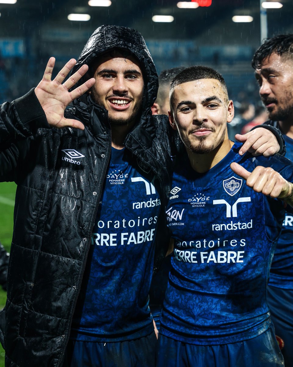 CastresRugby's tweet photo. 𝙈𝘼𝙂𝙉𝙄𝙁𝙄𝙌𝙐𝙀 𝙀𝙉𝙏𝘼𝙈𝙀 en Challenge Cup ! 😏

🔜 Prochaine étape : Edimbourg samedi à 14h !

Bon dimanche la #TeamCO ! 👋

#CASvSCA https://t.co/3iviR0yT7O