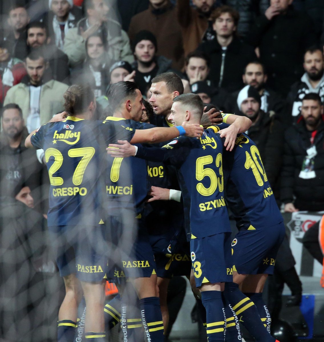 GOL | Beşiktaş 1 - 3 Fenerbahçe ⚽️ 90+6' Szymanski