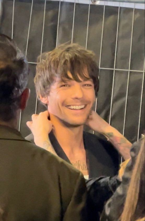 LOUISARCHlVE's tweet image. 