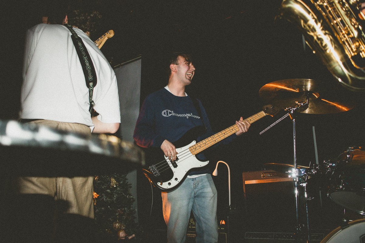RoscoeStreet's tweet photo. A few pics from the @RefugeCharity fundraiser gig this week. Thanks again to all who came and made it possible!

📸: Dylan Cox https://t.co/GEdCTa29nH