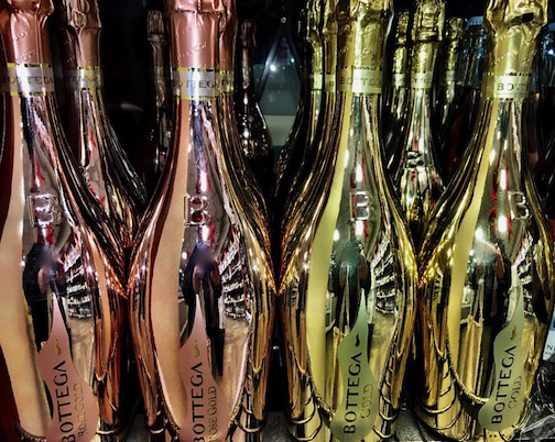 12 hrs. left in our online fundraiser! This sparkling quartetto will add a truly festive touch to your holiday season or surprise someone  special on your list! A bottle each of Bottega Gold, Rose Gold Brut, White  Gold, and Il Vino dei Poeti Prosecco Rosé 32auctions.com/ReachStars2023