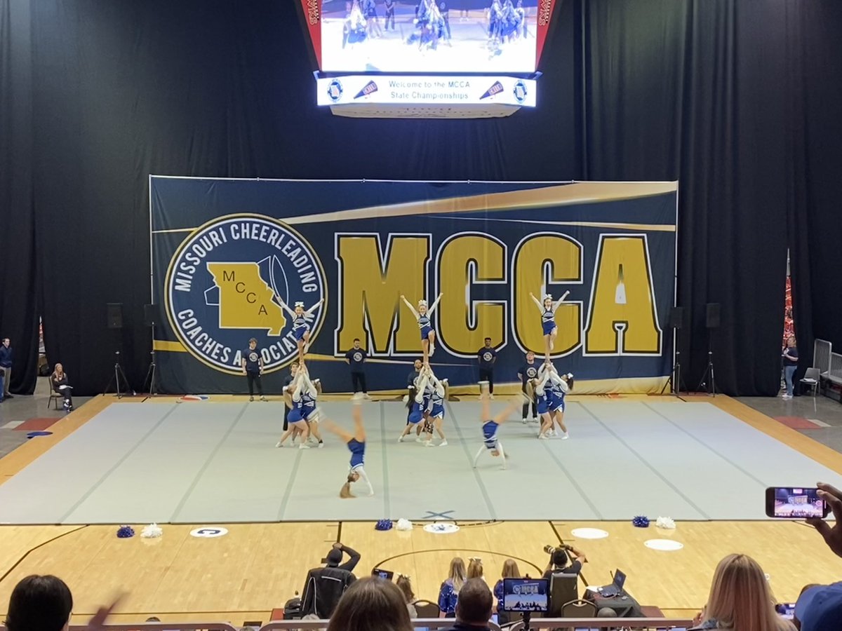 Coach Farrell tweet media